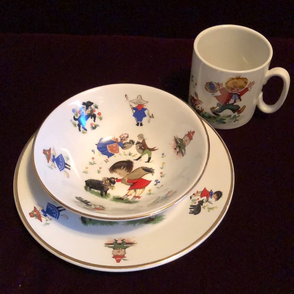 Child's bowl, plate and mug